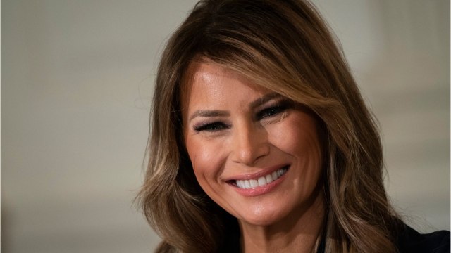 GALA VIDÉO - Melania Trump : le soir de la défaite de son mari, elle dormait !