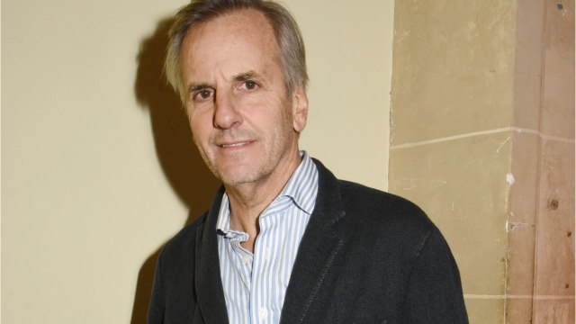 GALA VIDEO : « Une piètre opinion de Didier Raoult : Bernard de La Villardière tacle le célèbre professeur