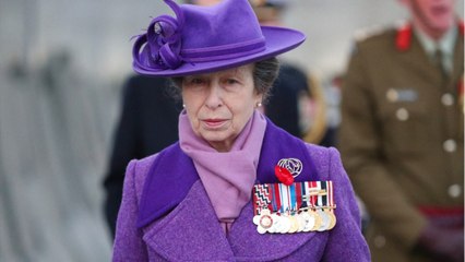 GALA VIDEO - La princesse Anne sous le choc : un de ses proches auteur d'un meurtre