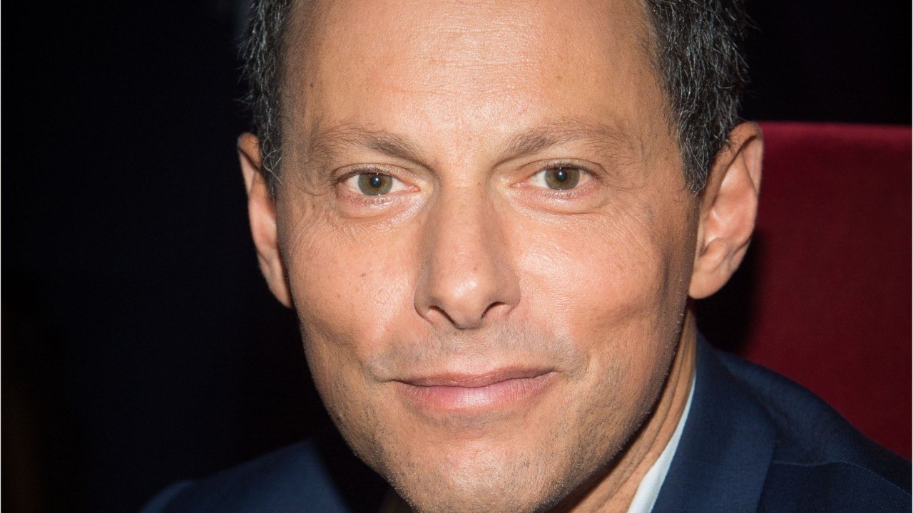 GALA VIDEO - Marc-Olivier Fogiel sans tabou sur la conception de ses filles Mila et Lily.