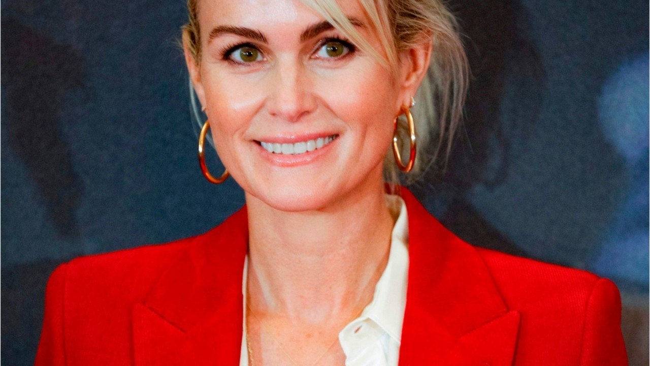 GALA VIDÉO - Mariage de Laeticia Hallyday et Jalil Lespert : ce gros souci administratif qu'ils lèvent