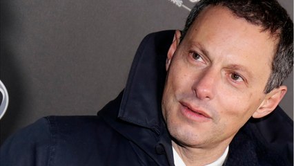 GALA VIDEO - Marc-Olivier Fogiel en dit plus sur ses relations avec Brigitte et Emmanuel Macron.