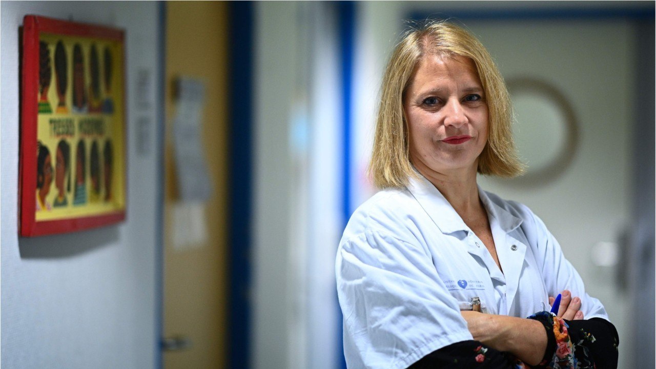 GALA VIDÉO - Karine Lacombe ne croit pas à la théorie des 4 semaines pour freiner l’épidémie.