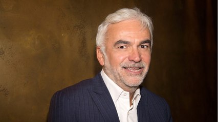 GALA VIDEO - « Un mois de vacances en fait pour les gens aisés " : Pascal Praud désabusé par le télétravail