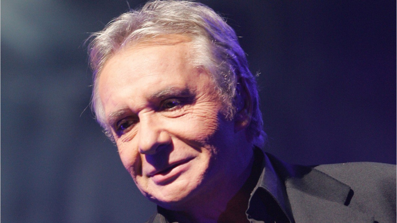 GALA VIDEO - Michel Sardou cas contact de Roselyne Bachelot : sa réaction décomplexée