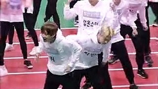 Funny Dance time @ ISAC 2017 - BTS