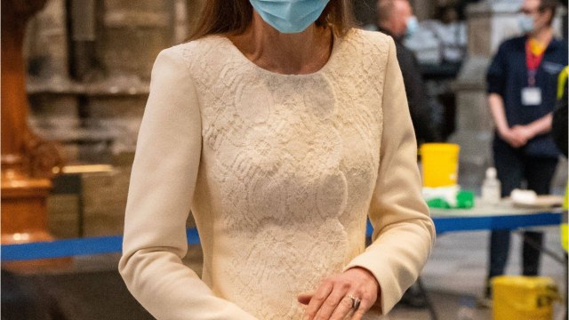 GALA VIDEO - Kate Middleton ravie d'être tata, mais il y a un hic