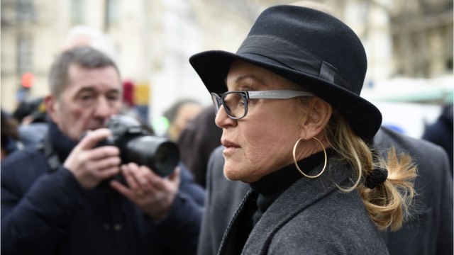 GALA VIDEO - « Fermez vos gueules : Sheila monte au créneau pour défendre son fils Ludovic Chancel