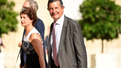 GALA VIDEO - Jean-Pierre Jouyet, très proche de François Hollande, décroche un poste en or.