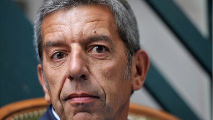 GALA VIDEO - Michel Cymes « agressé par une dame dans la rue " : il pousse un coup de gueule