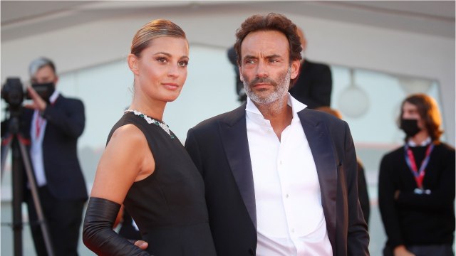 GALA VIDÉO - Anthony Delon et Sveva Alviti : leur tendre hommage à Nathalie Delon