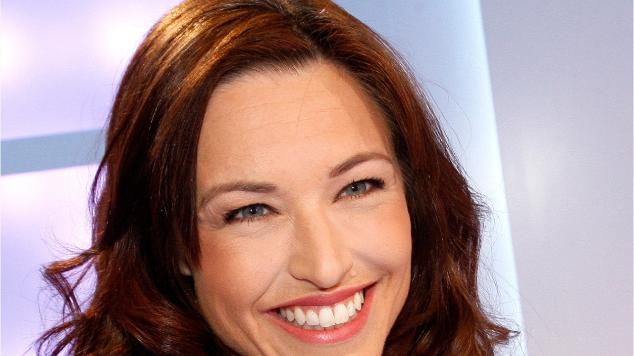 GALA VIDEO - « Mon cœur balance " : pourquoi Natasha St-Pier hésite à être maman d’un 2e enfant.