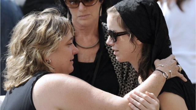 GALA VIDEO - « Elle vomissait, s'évanouissait… : Anny Duperey raconte le combat de sa fille Sara Giraudeau contre la phobie scolaire