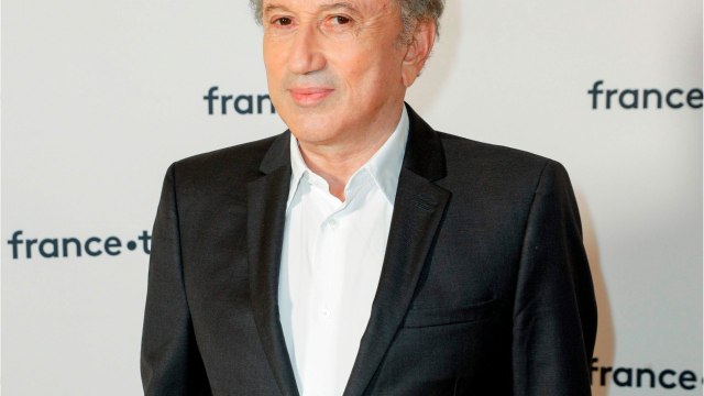 GALA VIDEO - Michel Drucker : ce qu'il a refusé à Jacques Chirac et Nicolas Sarkozy.