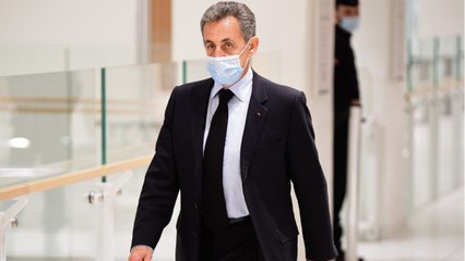 GALA VIDEO - Nicolas Sarkozy, 66 ans et déjà vacciné : son entourage met fin à la polémique.