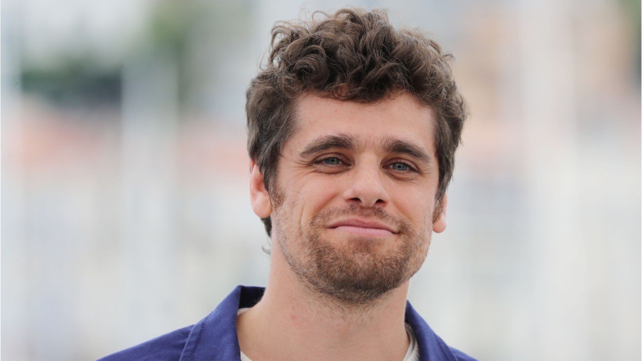 GALA VIDEO - « Petits meurtres d'Agatha Christie " : qui sont les nouveaux héros Arthur Dupont, Emilie Gavois-Kahn et Chloé Chaudoye ?