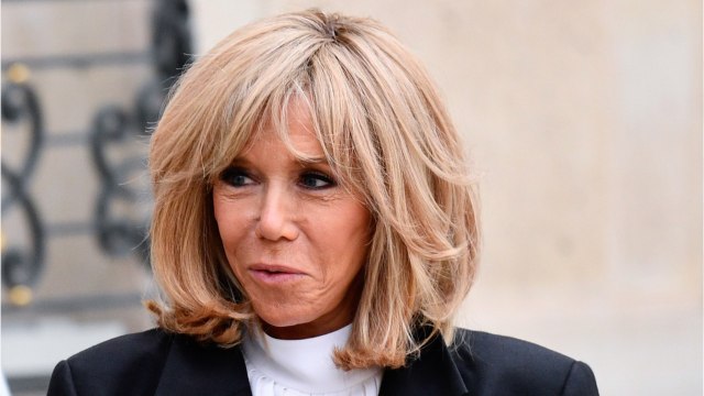 GALA VIDEO -« Elle craint que l'Elysée soit envahi : Brigitte Macron anxieuse à cause des Gilets jaunes