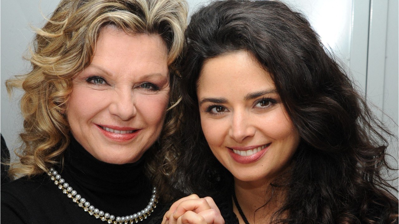 GALA VIDEO - Shirel, la fille de Jeane Manson, défend Richard Berry : « Les mensonges de Coline sont impardonnables "