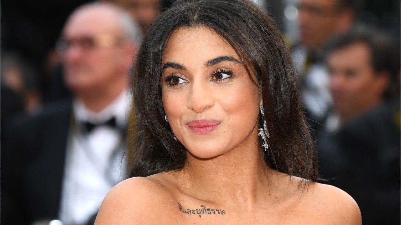 GALA VIDEO - « J'ai pas du tout dit ça " : Camélia Jordana revient sur ses propos sur Catherine Deneuve et Brigitte Bardot