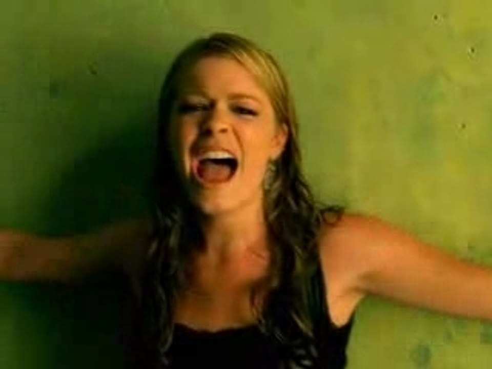 LeAnn_Rimes___Life_Goes_On