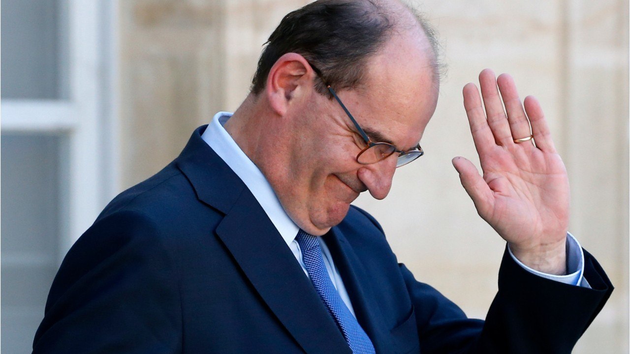 GALA VIDEO - Édouard Philippe et Jean Castex : des retrouvailles pas si amicales