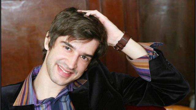 GALA VIDEO - Le comédien et humoriste Robert Castel est mort à 87 ans.