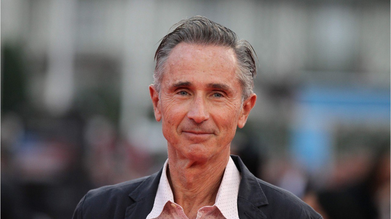 GALA VIDEO - Choqué, Thierry Lhermitte recadre Jean-Marie Bigard : « Là, ce n'est pas drôle du tout "