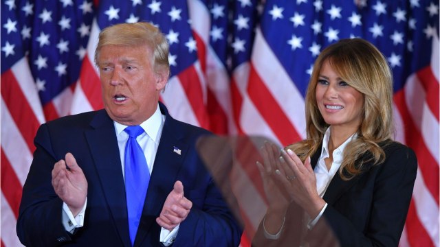 GALA VIDEO - Tensions : Melania Trump refuse de rencontrer Jill Biden