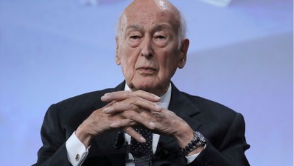 GALA VIDEO - Valery Giscard d’Estaing désemparé aux obsèques de Jacques Chirac, cette scène surréaliste