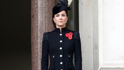 GALA VIDEO -  Kate Middleton reine : comment elle compte dépoussiérer la Couronne