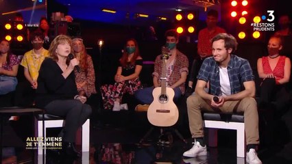 GALA VIDÉO - Quand Jane Birkin "se vautrait" sur un célèbre acteur avec délectation