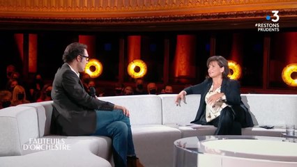 GALA VIDÉO - Nicolas Bedos "humilié" par Anne Sinclair ? Cette phrase qui n'est pas passée