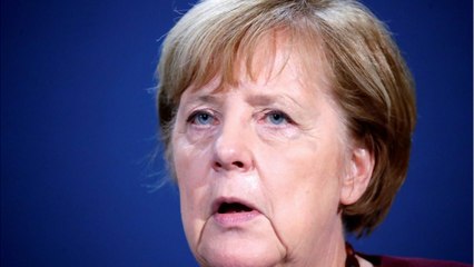 GALA VIDEO - Angela Merkel : « très lente et pas super funky ", cette description qui ne va pas lui plaire