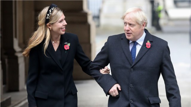 GALA VIDEO - « La princesse cinglée : la fiancée de Boris Johnson étrillée par l'entourage du Premier ministre