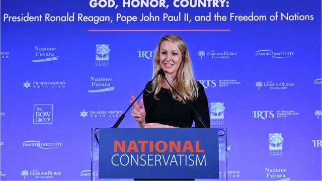 GALA VIDEO - Marion Maréchal : qui est son père biologique, Roger Auque ?