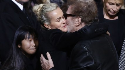 GALA VIDEO - Laeticia Hallyday et Eddy Mitchell : pourquoi c’est la guerre froide ?