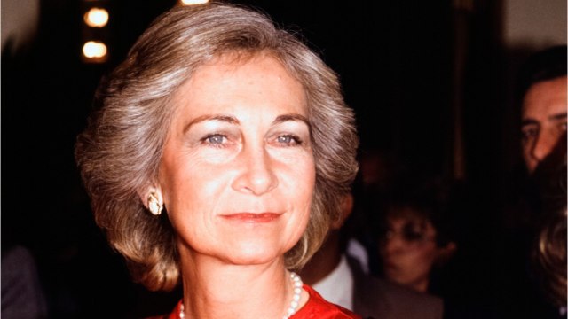 GALA VIDEO - La reine Sofia a-t-elle eu des amants dans le dos de Juan Carlos ?