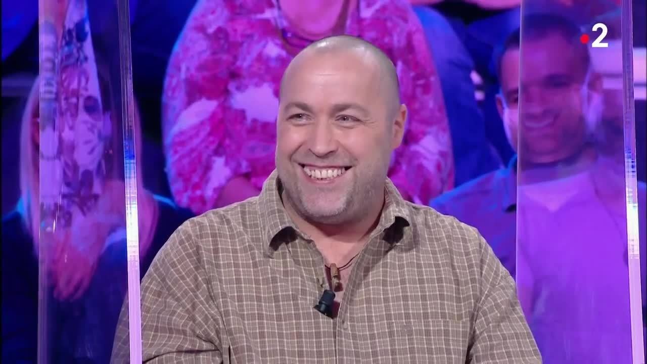 GALA VIDÉO - Tout le monde veut prendre sa place : Nagui choqué par un candidat, "Ça va pas du tout"