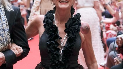 GALA VIDEO - « Je ne couche plus ", Lio se confie sur ses relations amoureuses