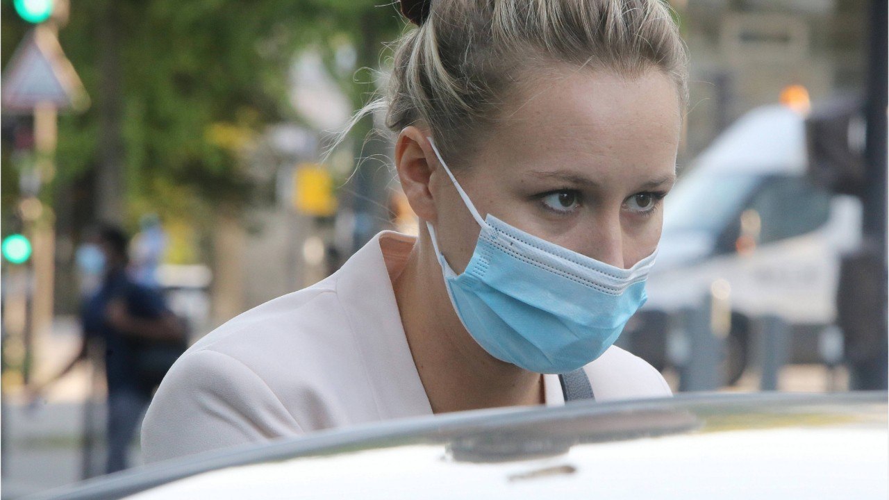 GALA VIDEO - Marion Maréchal, « petite-fille du diable " : ce prêtre qui a refusé de la baptiser.