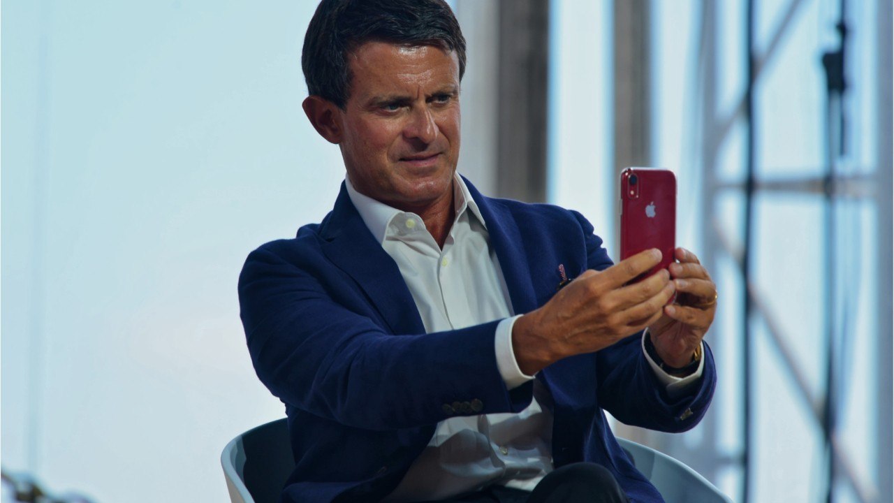 GALA VIDEO - Manuel Valls : fini l’Espagne ? “Je veux rééquilibrer ma vie pour des raisons personnelles vers Paris”