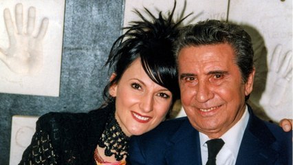 GALA VIDEO - Le saviez-vous ? La fille de Gilbert Bécaud est décédée dans des circonstances dramatiques