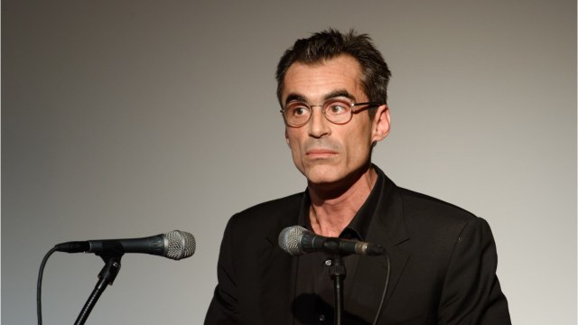 GALA VIDEO - Raphaël Enthoven nargue encore son père fâché avec lui