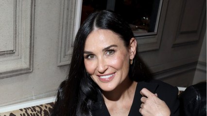 GALA VIDÉO - Demi Moore poste une photo avec Bruce Willis, les internautes s'emballent.