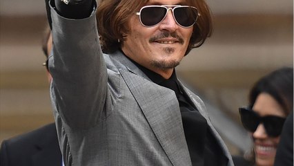 GALA VIDEO - Johnny Depp amoureux ? Qui est l’heureuse élue