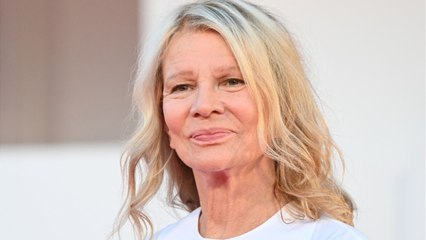 GALA VIDEO - Nicole Garcia : retour sur son histoire d’amour singulière avec Jean Rochefort. (1)