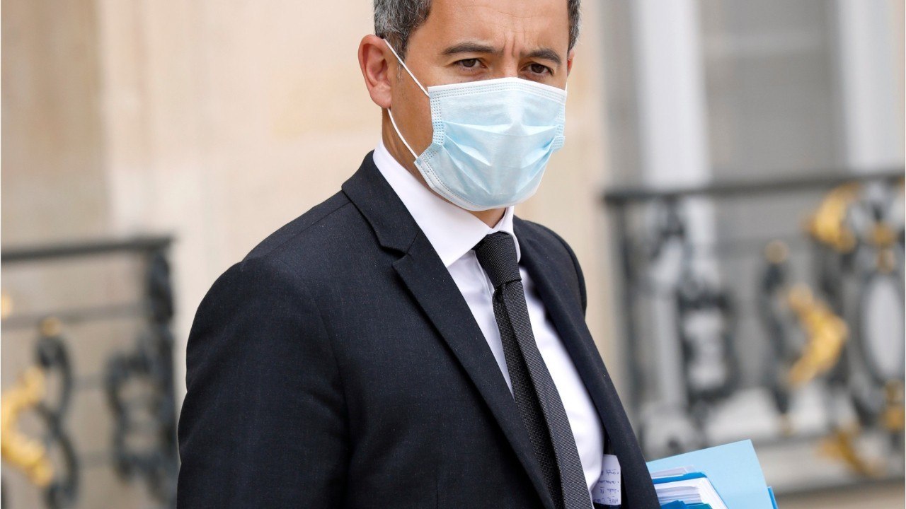 GALA VIDEO - Gérald Darmanin sans masque : il se fait rappeler à l'ordre sans ménagement