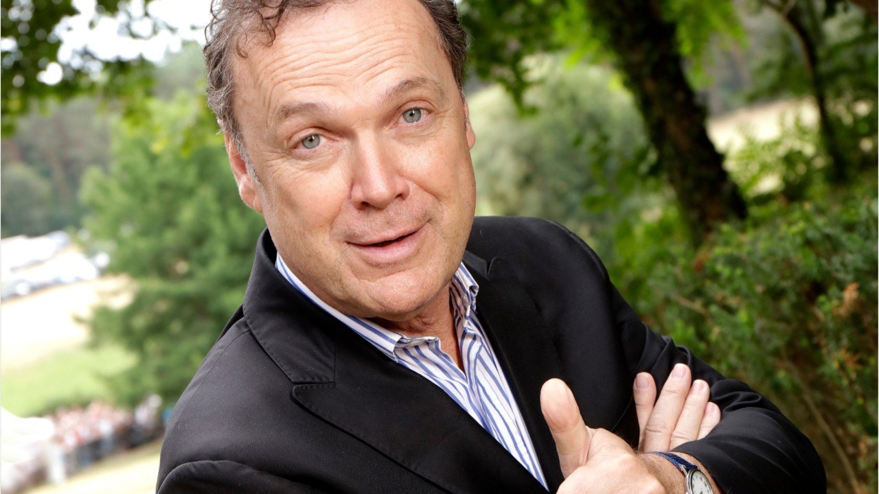 GALA VIDEO - Julien Lepers "ému jusqu'aux larmes" pour son anniversaire : ce touchant cliché.