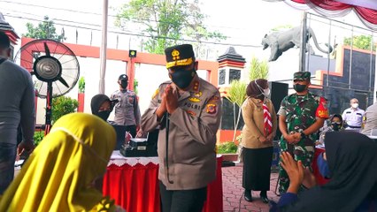 Kapolda Jabar Hadiri Akselarasi Vaksinasi Nasional dan Kegiatan Baksos di Mapolres Karawang