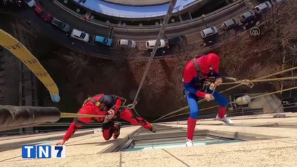 tn7 "Superhéroes" visitaron a niños internados en hospital de Italia 151221